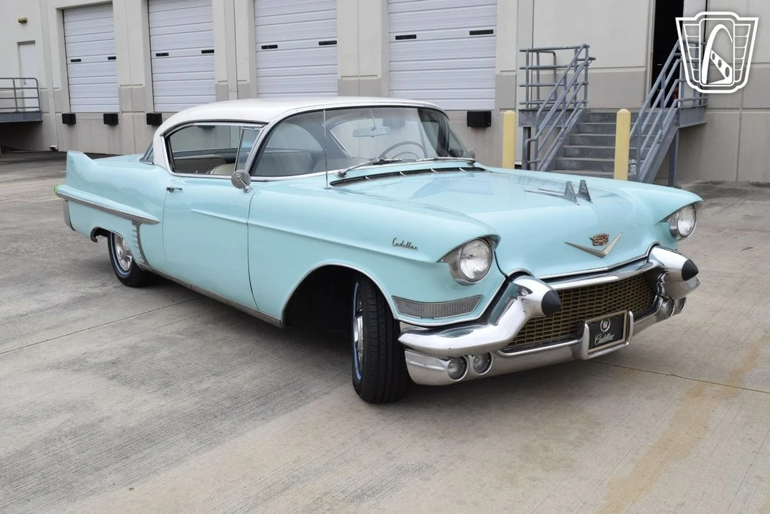 1957 Cadillac Series 62 4th Gen - Image 20 of 31