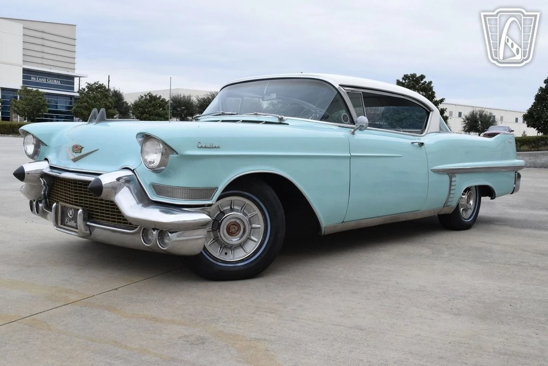 1957 Cadillac Series 62 4th Gen - Image 27 of 31