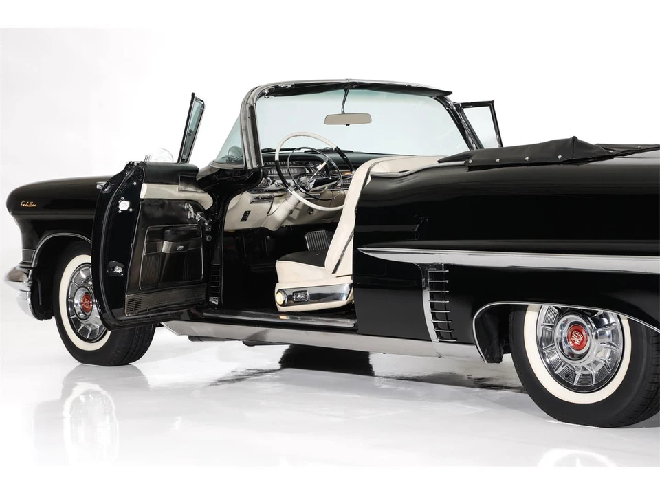 1957 Cadillac Series 62 4th Gen - Image 23 of 31