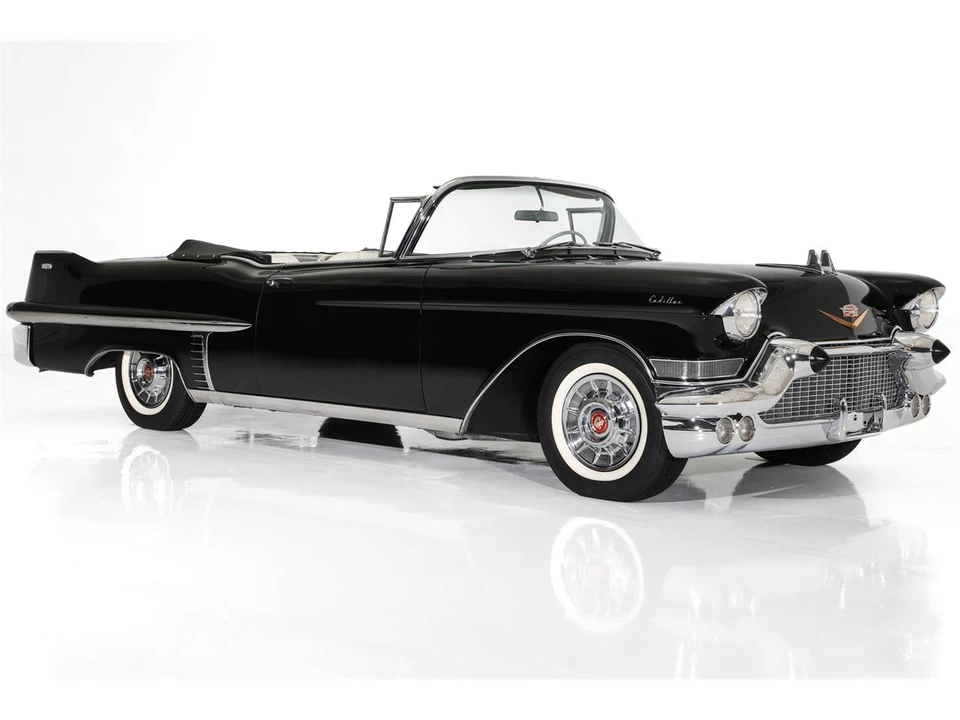 1957 Cadillac Series 62 4th Gen - Image 11 of 31
