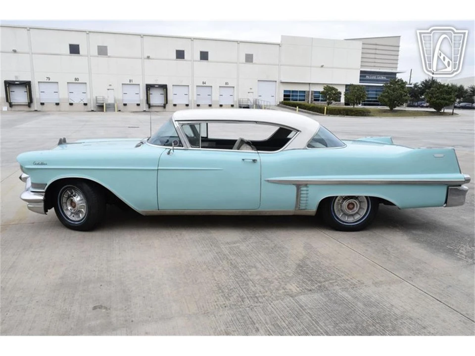 1957 Cadillac Series 62 4th Gen - Image 4 of 31