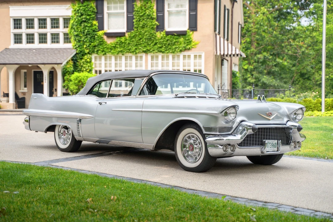 1957 Cadillac Series 62 4th Gen - Image 8 of 31