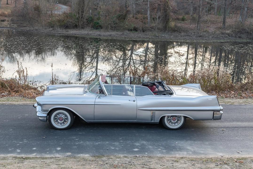 1957 Cadillac Series 62 4th Gen - Image 20 of 31