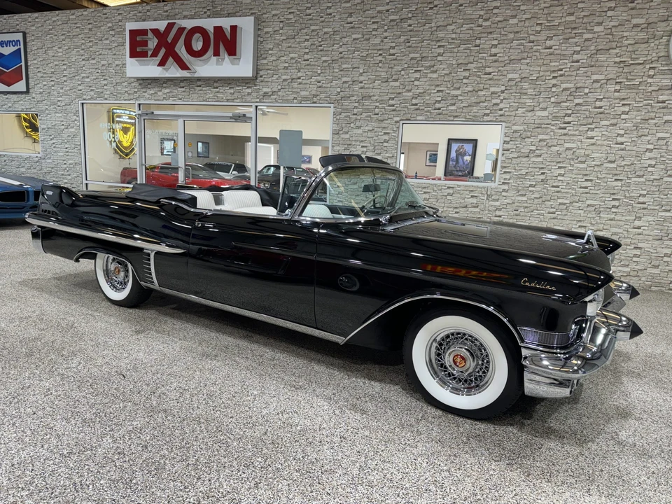 1957 Cadillac Series 62 4th Gen - Image 18 of 31