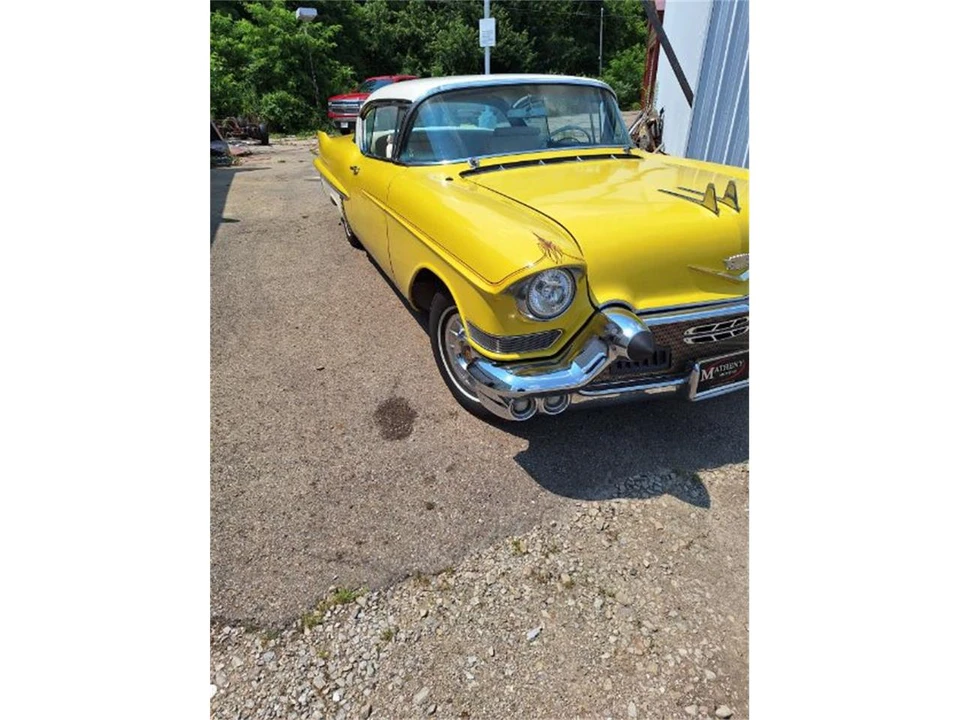 1957 Cadillac Series 62 4th Gen - Image 2 of 29