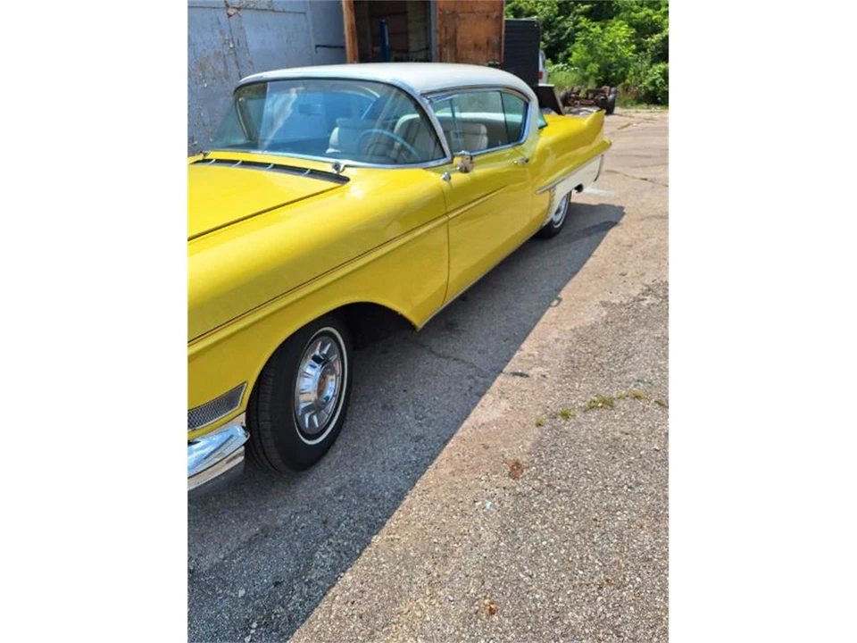 1957 Cadillac Series 62 4th Gen - Image 9 of 29