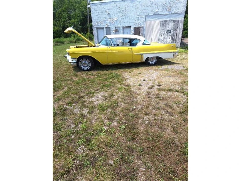 1957 Cadillac Series 62 4th Gen - Image 11 of 29