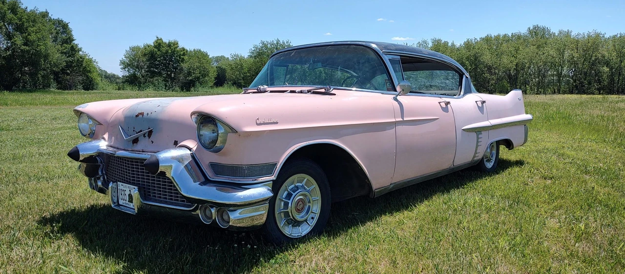 1957 Cadillac Series 62 4th Gen - Image 3 of 31