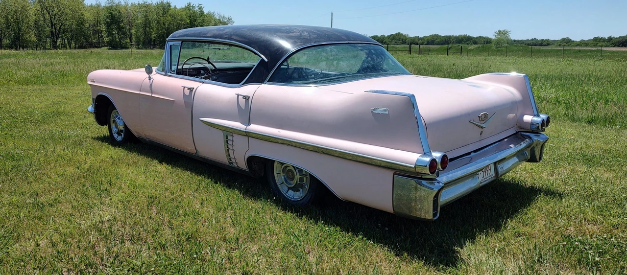 1957 Cadillac Series 62 4th Gen - Image 18 of 31