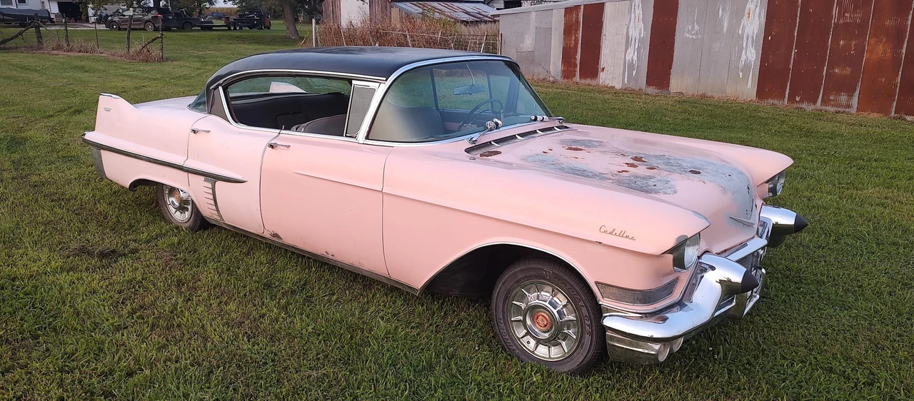 1957 Cadillac Series 62 4th Gen - Image 10 of 31