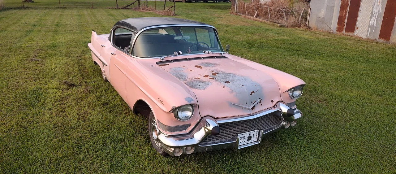1957 Cadillac Series 62 4th Gen - Image 9 of 31