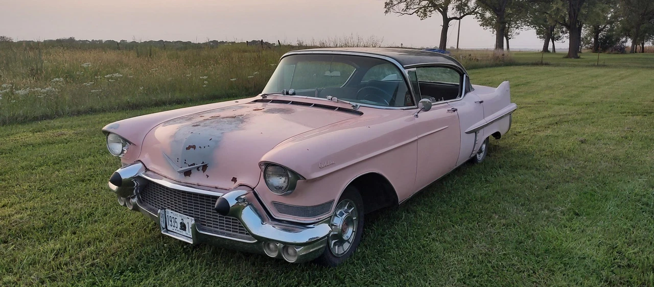 1957 Cadillac Series 62 4th Gen - Image 5 of 31