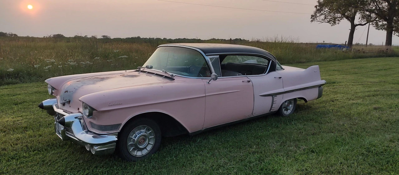 1957 Cadillac Series 62 4th Gen - Image 2 of 31