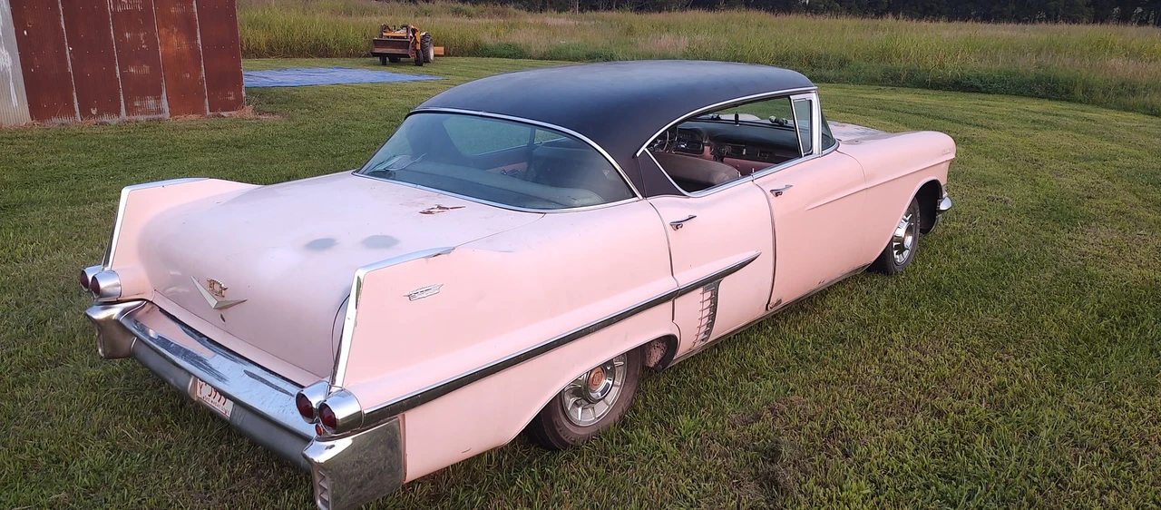 1957 Cadillac Series 62 4th Gen - Image 12 of 31