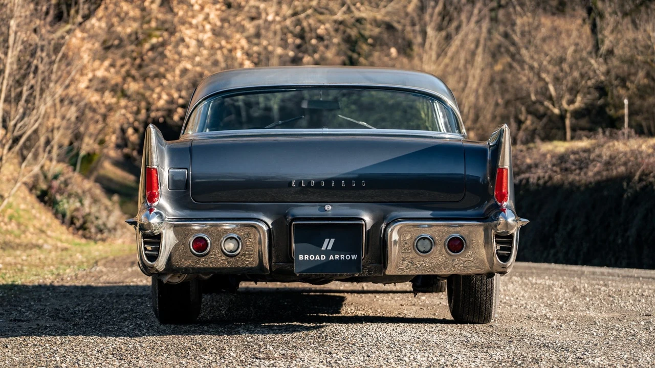 1957 Cadillac Series 62 Eldorado Brougham - Image 5 of 31