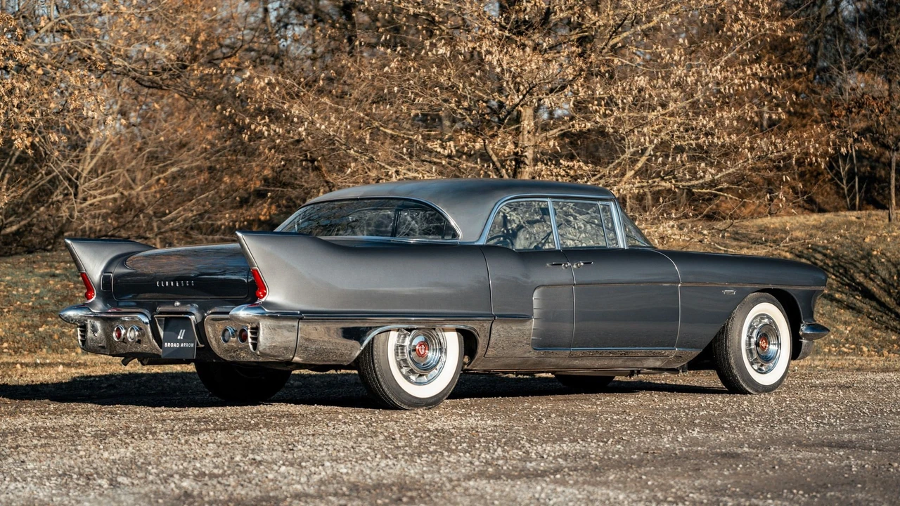 1957 Cadillac Series 62 Eldorado Brougham - Image 2 of 31