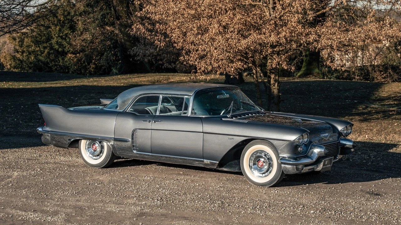 1957 Cadillac Series 62 Eldorado Brougham - Image 12 of 31