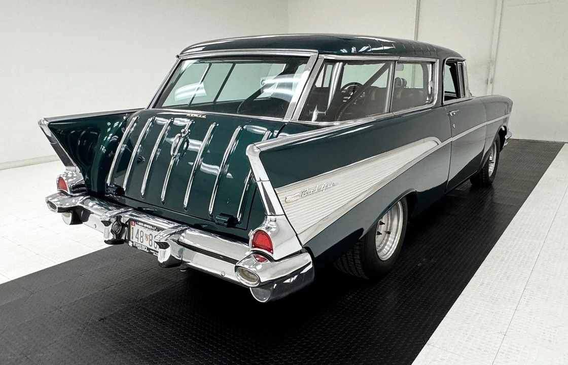 1957 Chevrolet Tri-Five Bel Air Sedan & Wagon - Image 5 of 31