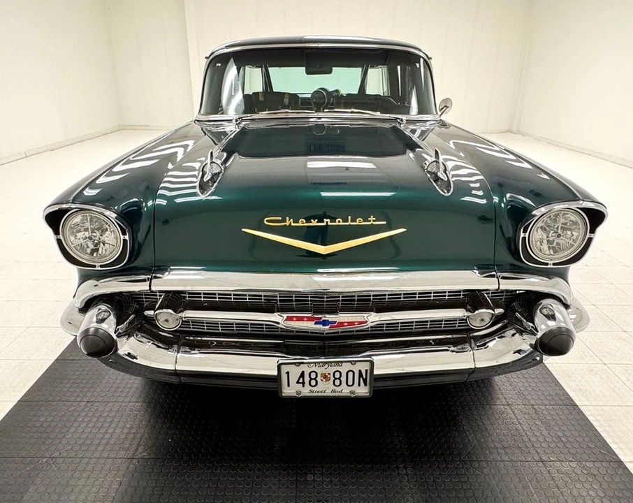 1957 Chevrolet Tri-Five Bel Air Sedan & Wagon - Image 8 of 31