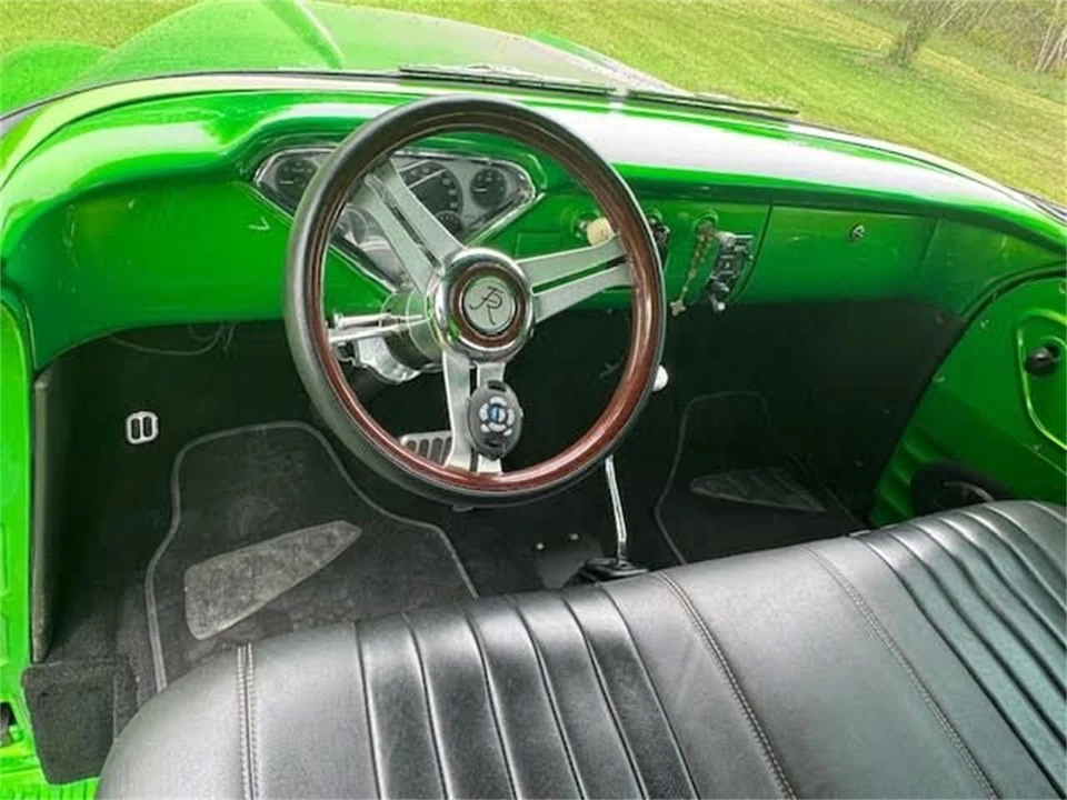 1957 Chevrolet Task Force - Image 16 of 31
