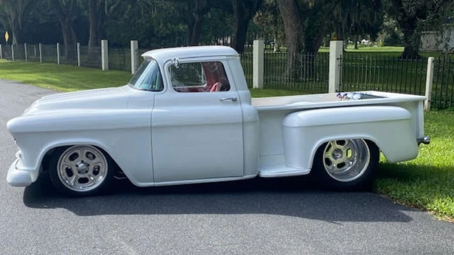 1957 Chevrolet Task Force - Image 2 of 20