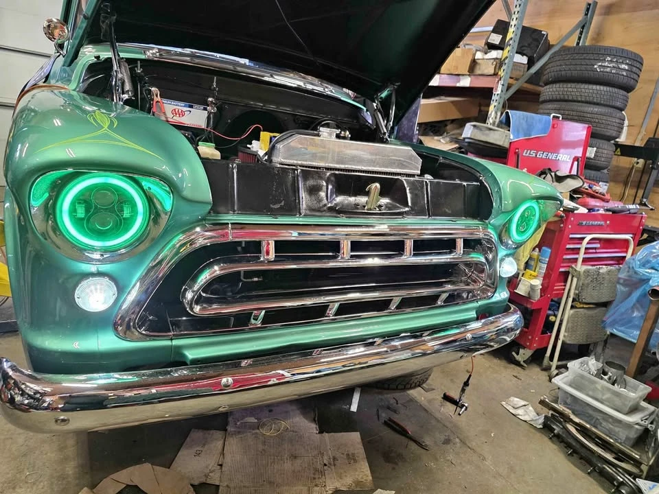 1957 Chevrolet Task Force - Image 2 of 18