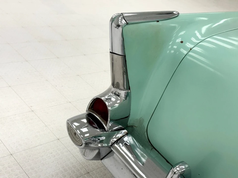 1957 Chevrolet Tri-Five Bel Air Sedan & Wagon - Image 17 of 31