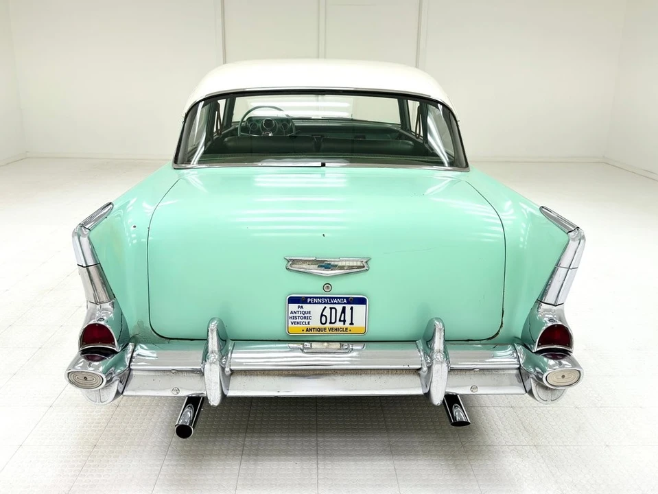 1957 Chevrolet Tri-Five Bel Air Sedan & Wagon - Image 4 of 31