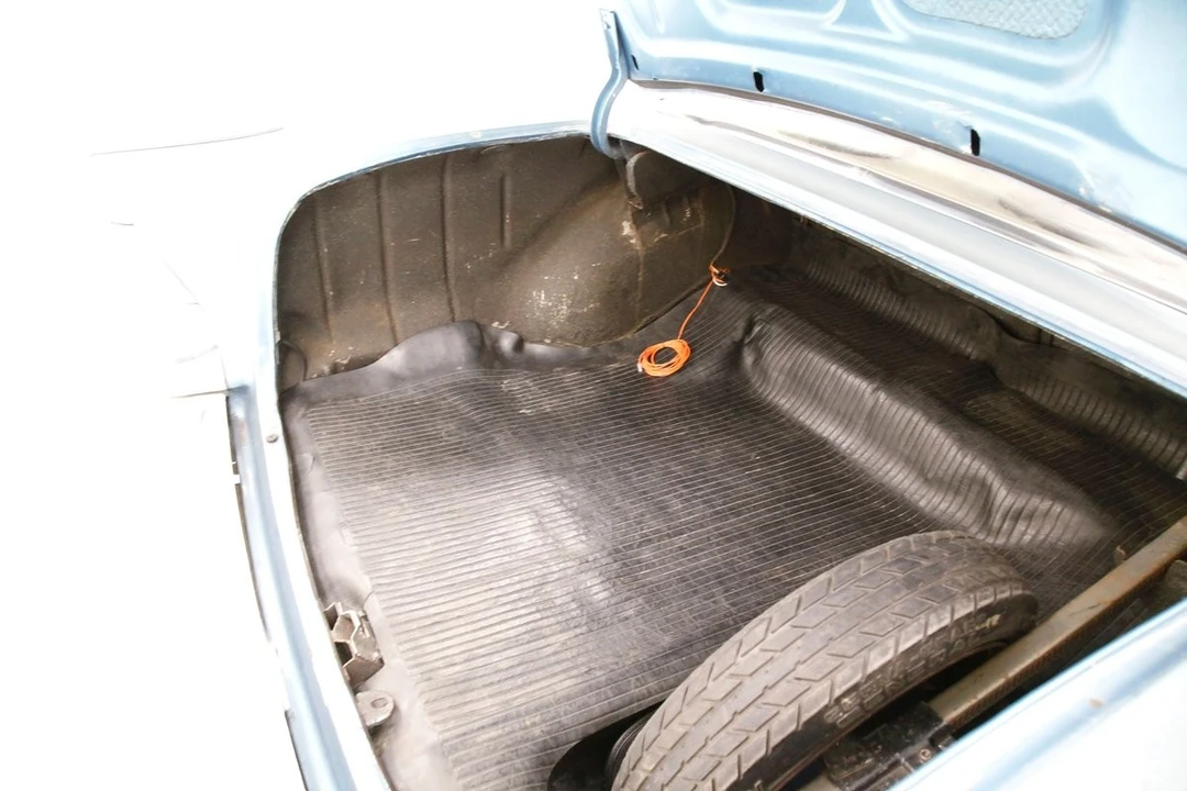 1957 Chevrolet Tri-Five Bel Air Sedan & Wagon - Image 27 of 31