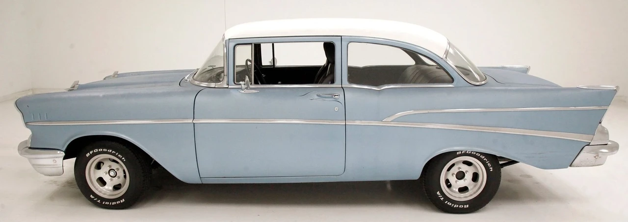 1957 Chevrolet Tri-Five Bel Air Sedan & Wagon - Image 2 of 31