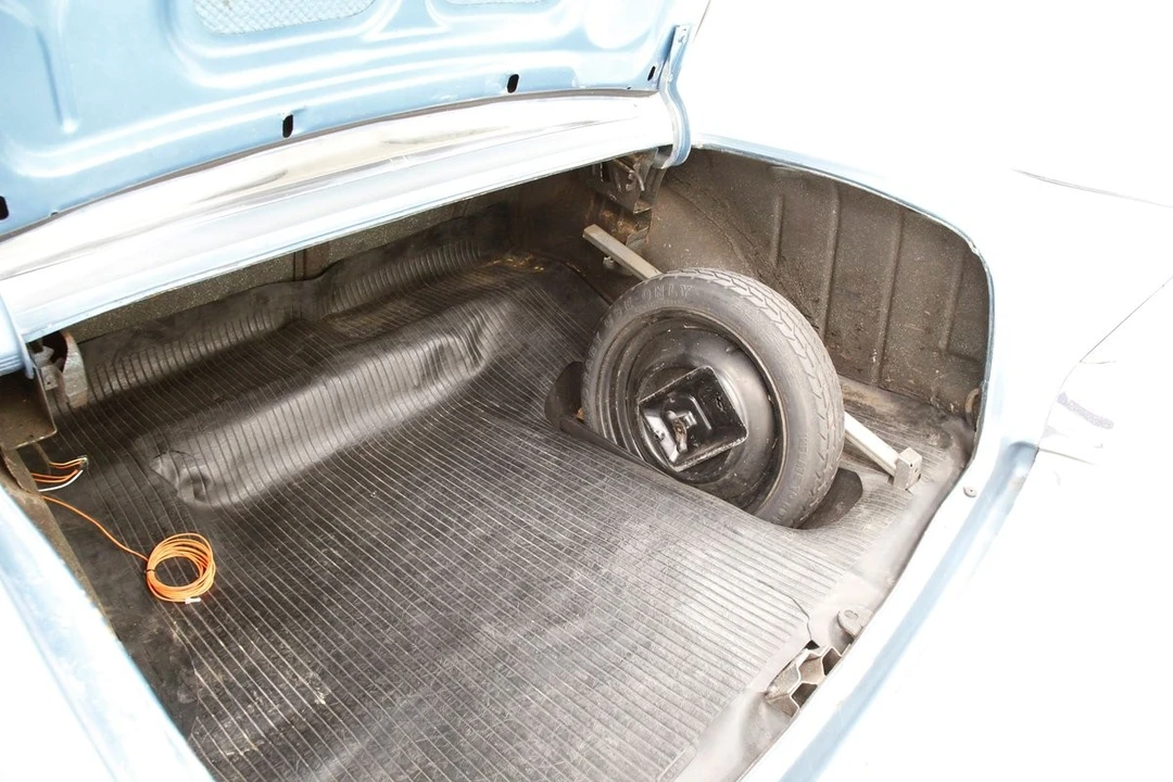 1957 Chevrolet Tri-Five Bel Air Sedan & Wagon - Image 28 of 31