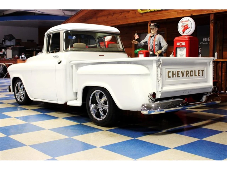 1957 Chevrolet Task Force - Image 6 of 26