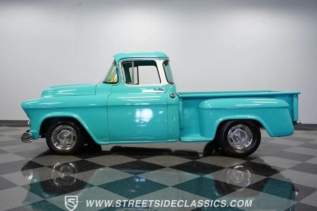 1957 Chevrolet Task Force - Image 8 of 12