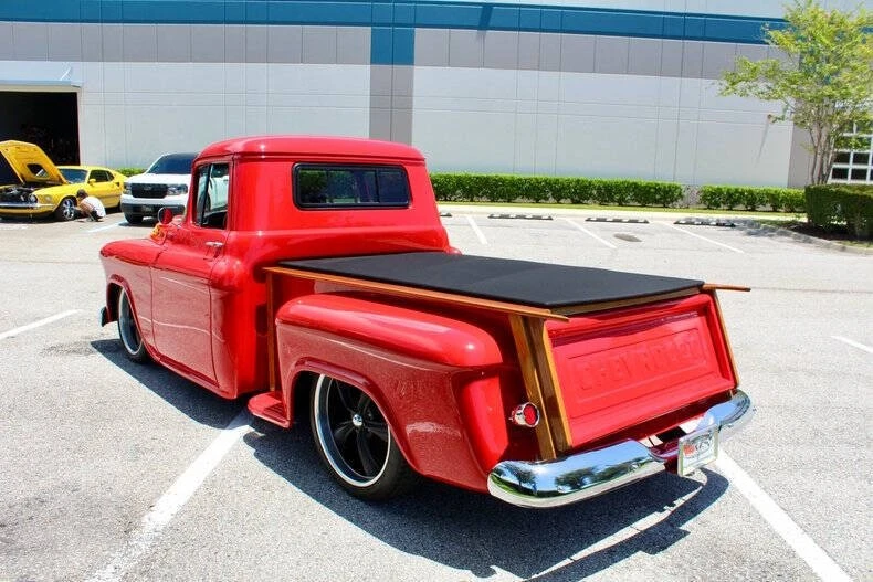 1957 Chevrolet Task Force - Image 24 of 31