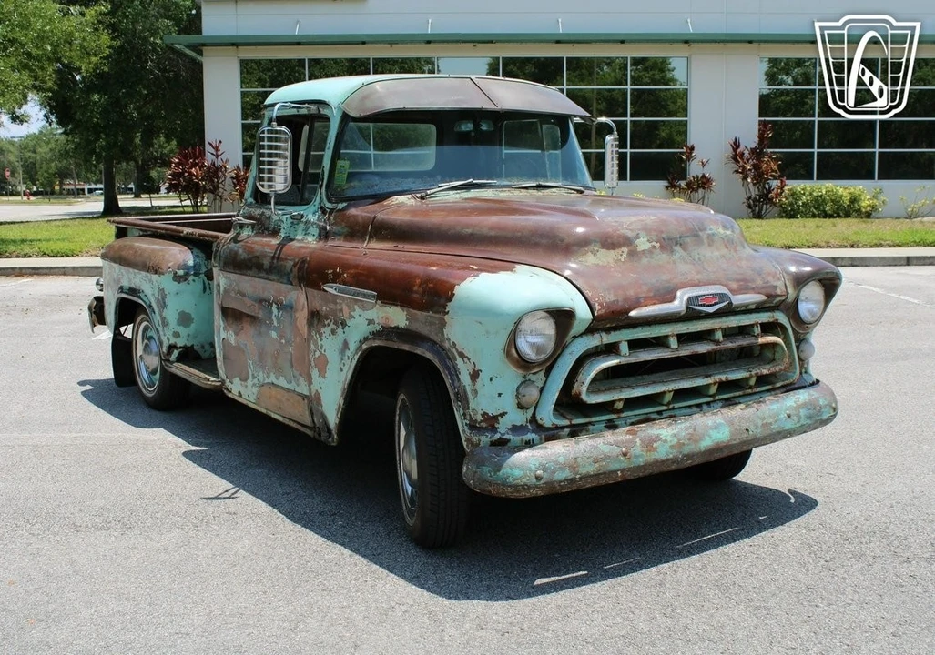 1957 Chevrolet Task Force - Image 10 of 21