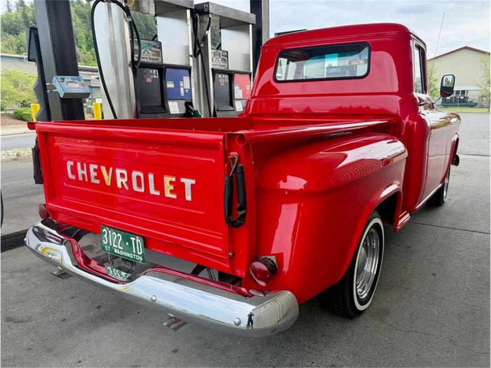 1957 Chevrolet Task Force - Image 26 of 31