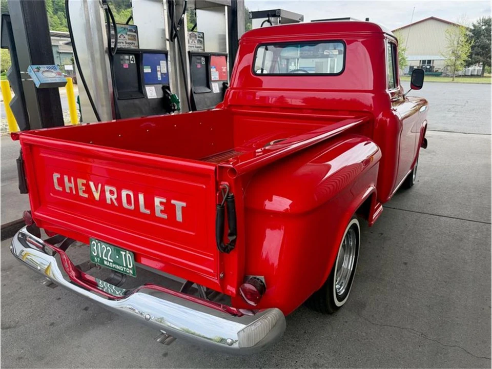 1957 Chevrolet Task Force - Image 27 of 31
