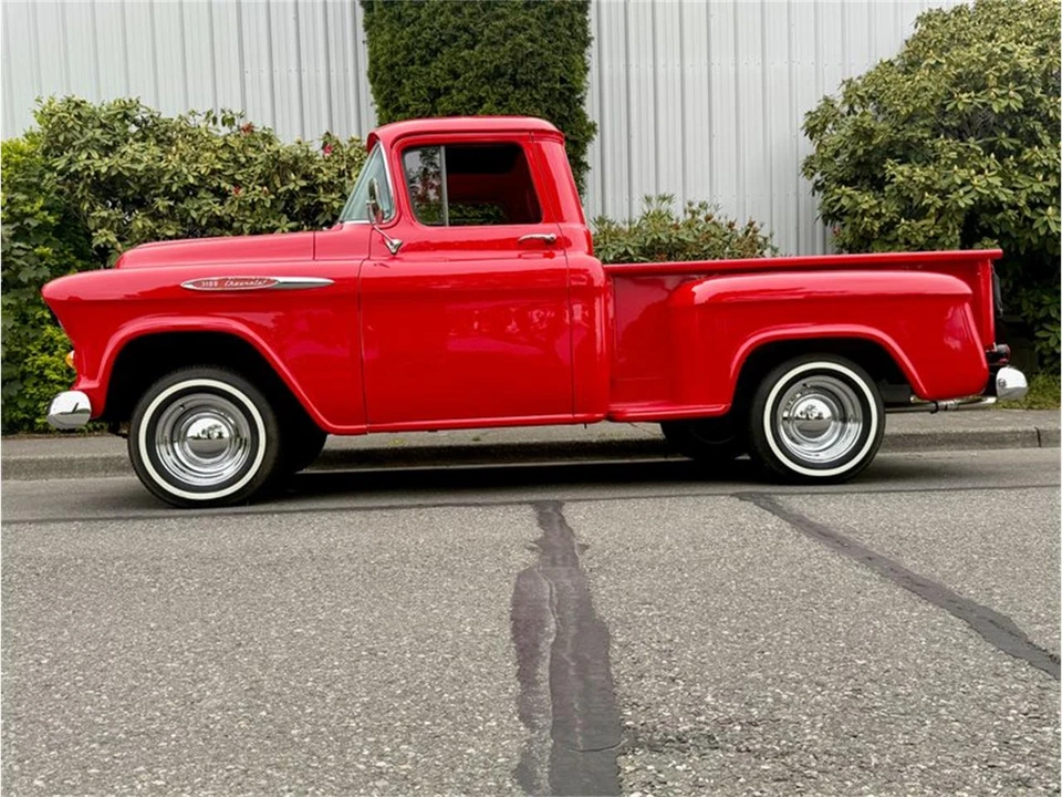 1957 Chevrolet Task Force - Image 23 of 31