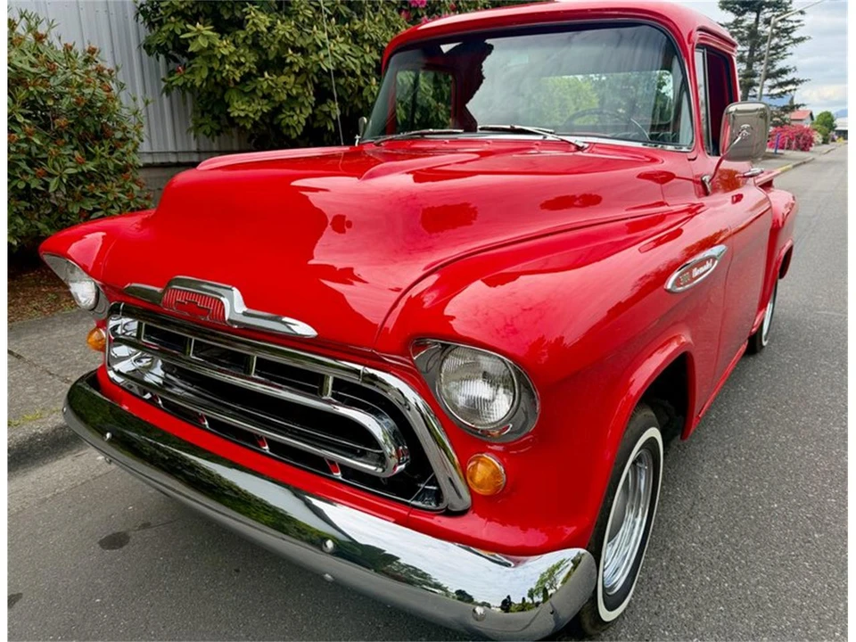 1957 Chevrolet Task Force - Image 10 of 31