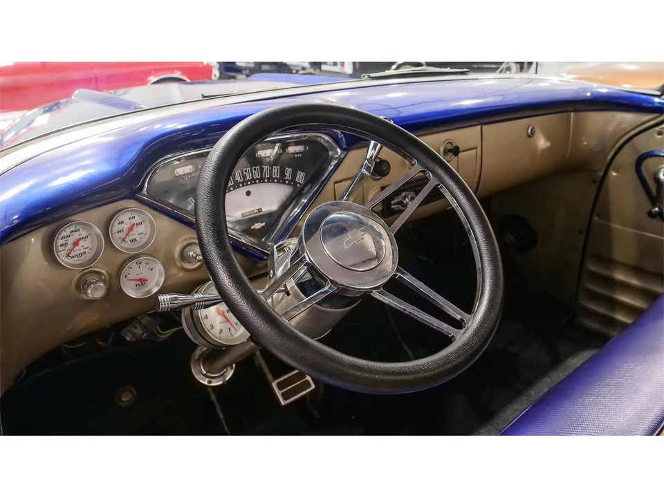 1957 Chevrolet Task Force - Image 27 of 31