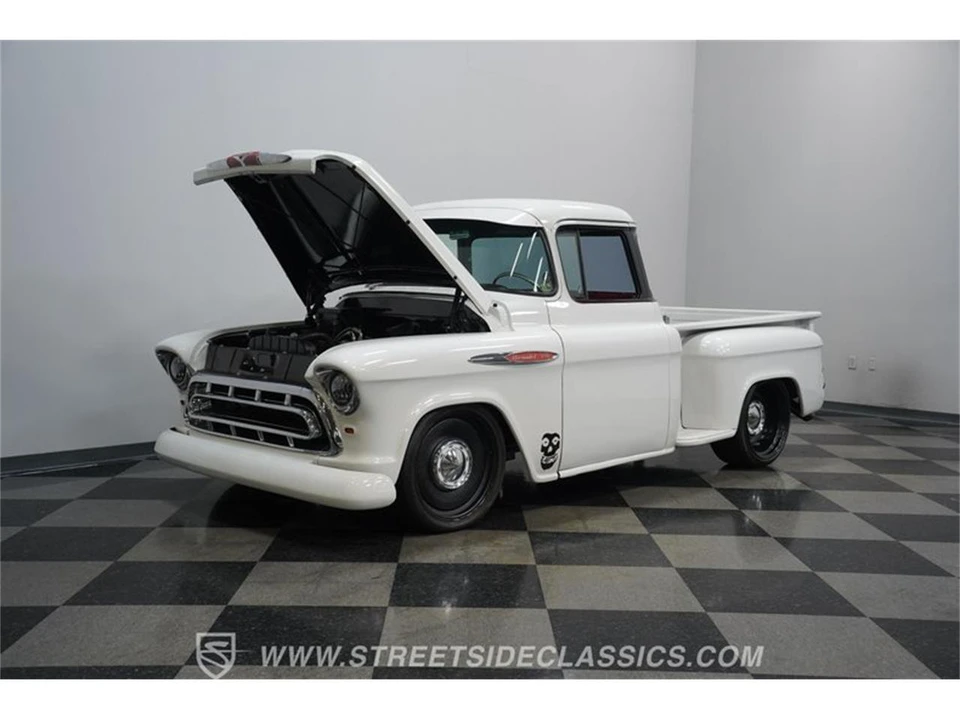 1957 Chevrolet Task Force - Image 27 of 31