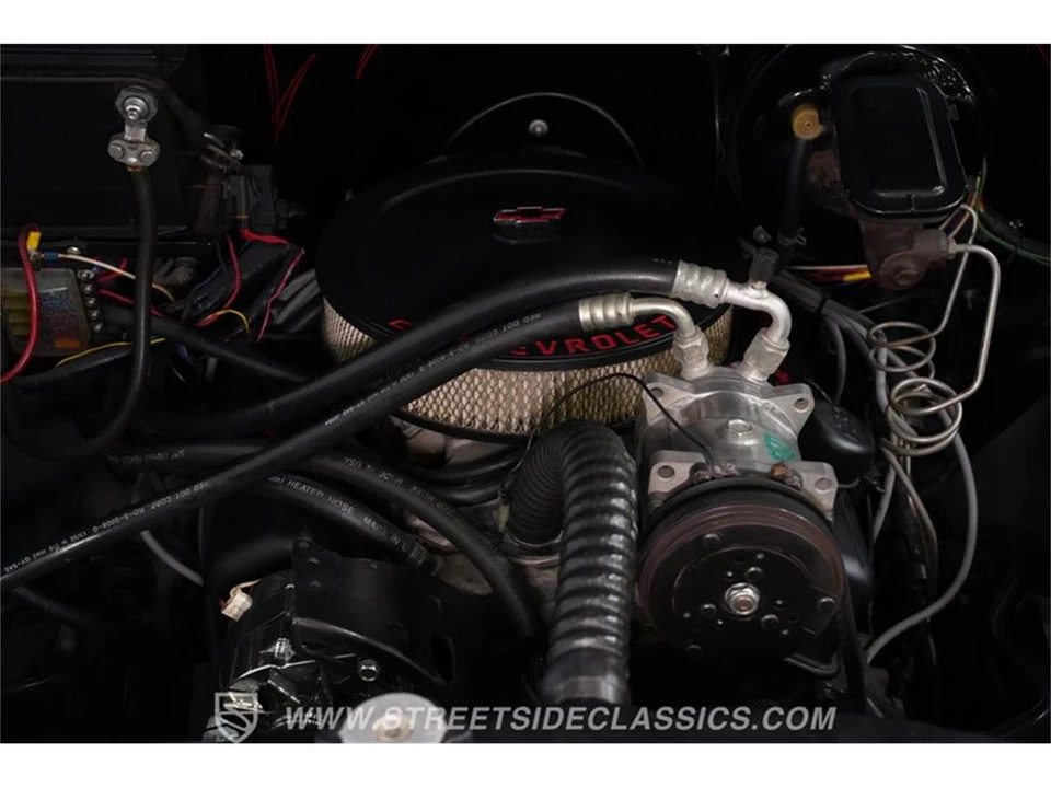 1957 Chevrolet Task Force - Image 30 of 31