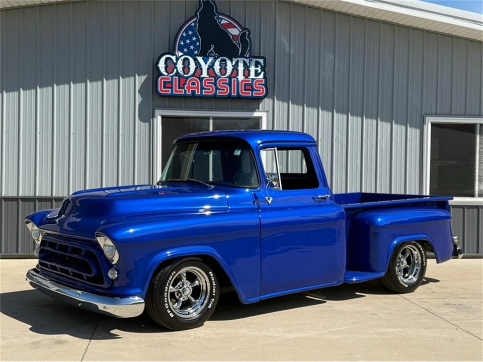 1957 Chevrolet Task Force - Image 7 of 31