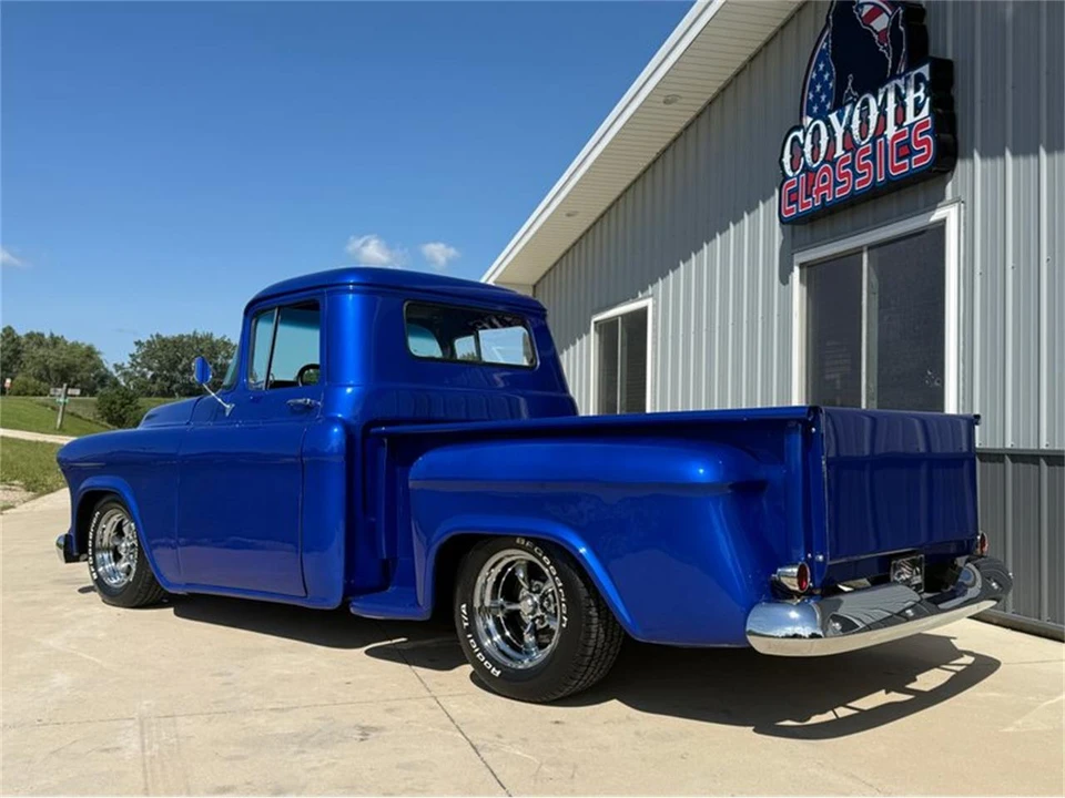 1957 Chevrolet Task Force - Image 11 of 31