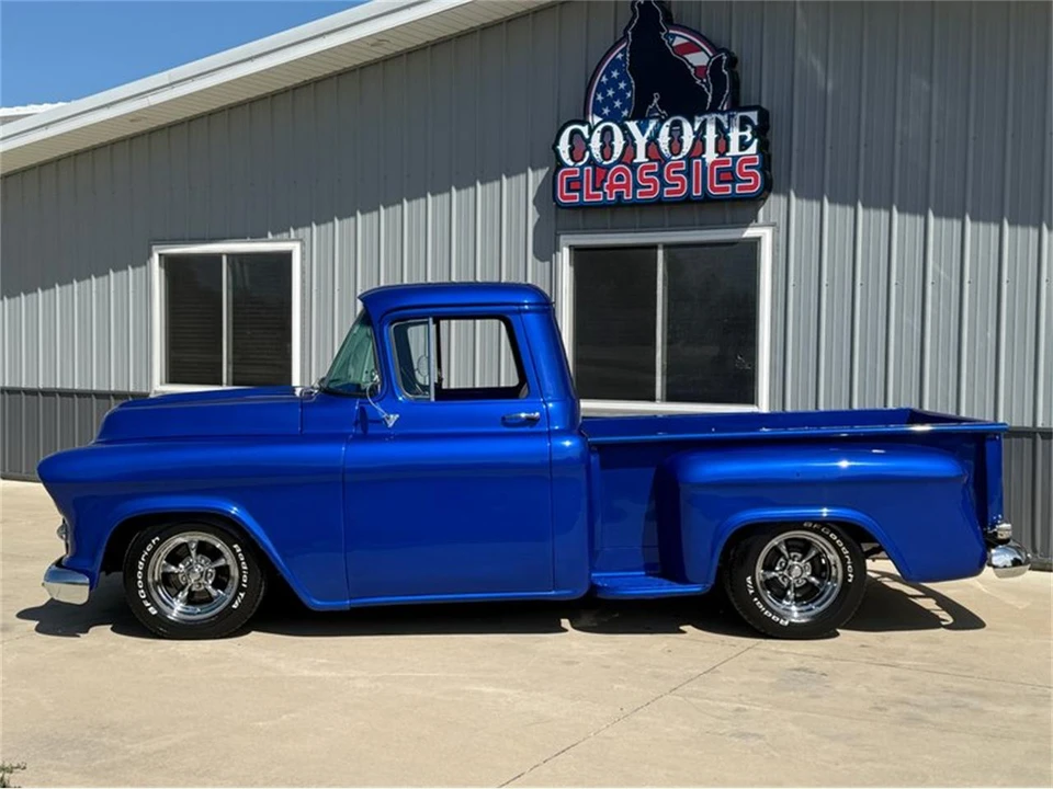 1957 Chevrolet Task Force - Image 2 of 31