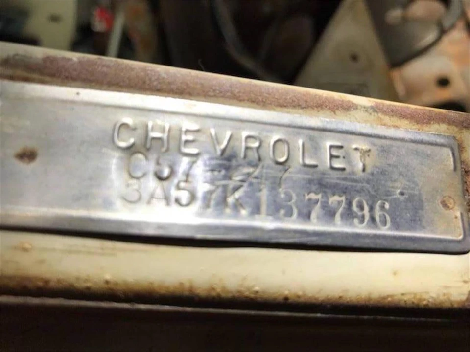 1957 Chevrolet Task Force - Image 7 of 31