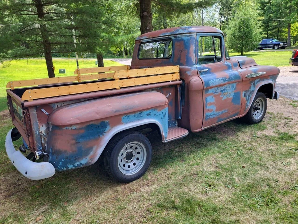 1957 Chevrolet Task Force - Image 15 of 31