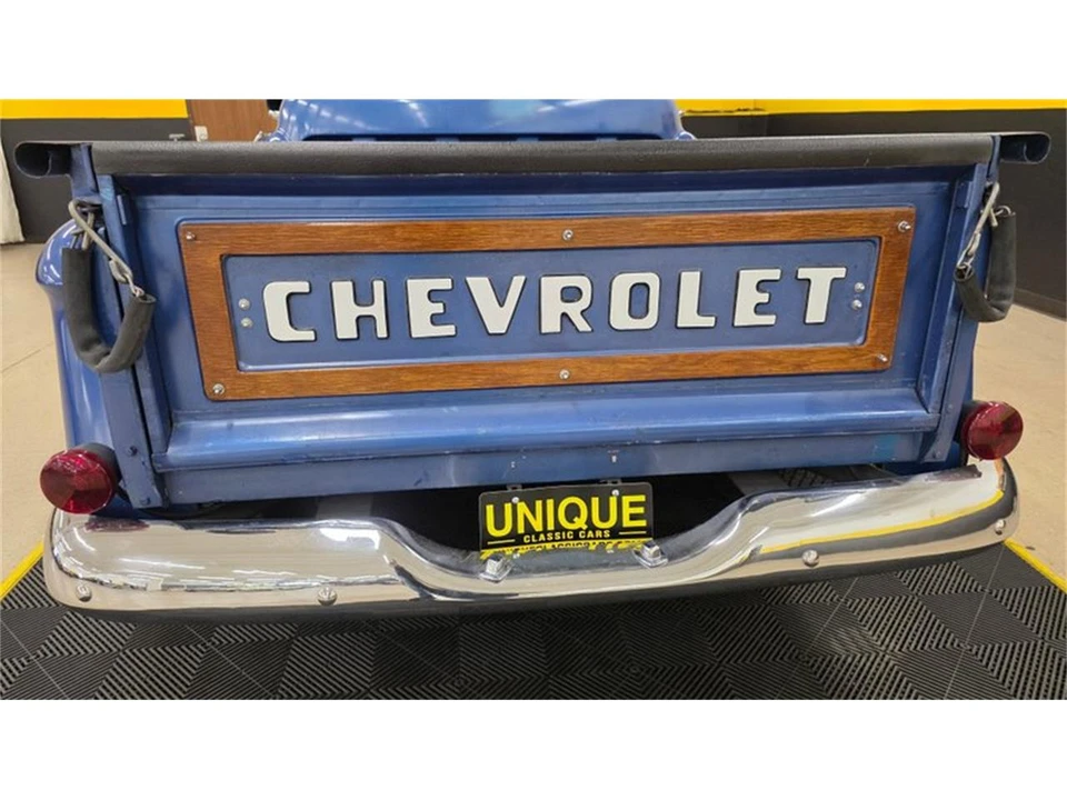 1957 Chevrolet Task Force - Image 20 of 31