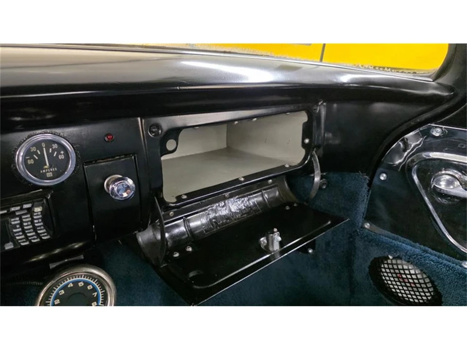1957 Chevrolet Task Force - Image 30 of 31