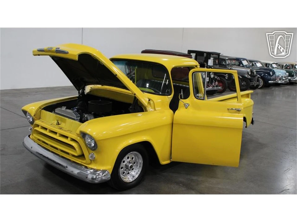 1957 Chevrolet Task Force - Image 27 of 31